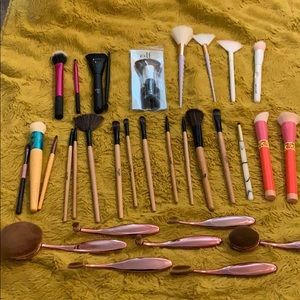Lot of brushes